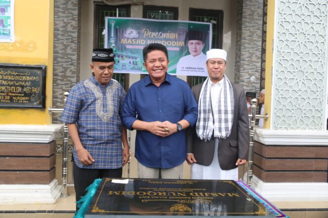 
Herman Deru: Safari Jumat Jadi Sarana Mendengar Aspirasi Masyarakat