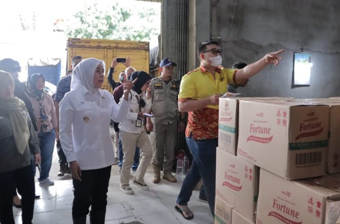 
Wawako Palembang Sidak Distributor Minyak Goreng