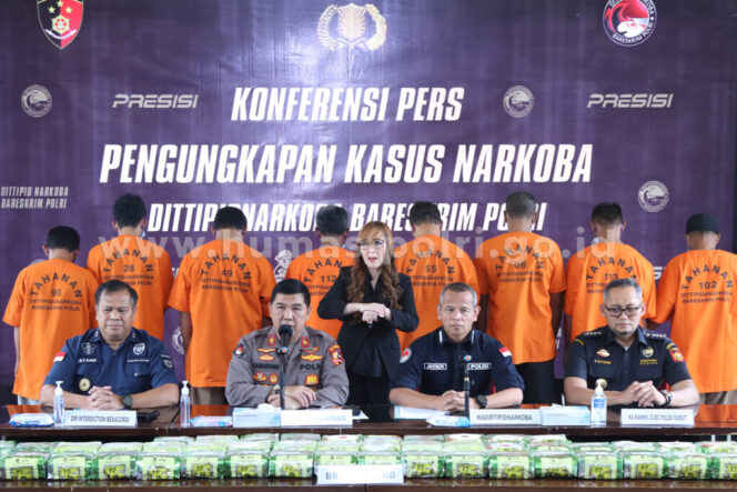 
Ungkap Kasus Sabu 50 Kg, Polri Selamatkan 200 ribu Orang terkena Narkoba