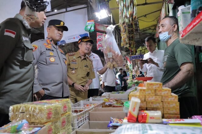 
Monitoring Harga Migor, Ratu Dewa Imbau Warga Jangan Panic Buying