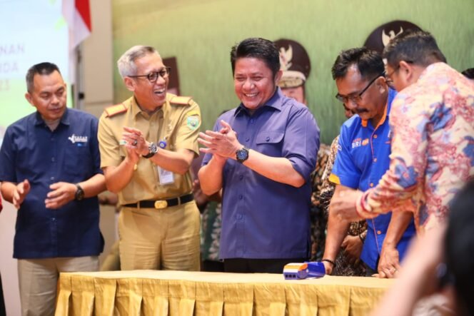 
Herman Deru Pastikan Teriakan Kekurangan Pupuk di Sumsel Tak Ada Lagi