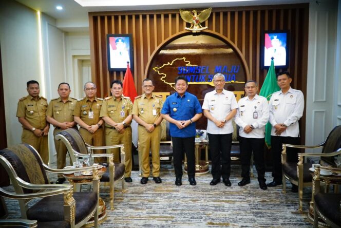 
Sekjen Wantannas RI Lakukan Kajian Untuk Jadikan Sumsel Role Model Peningkatan Penyediaan Pangan Bagi Daerah Lain