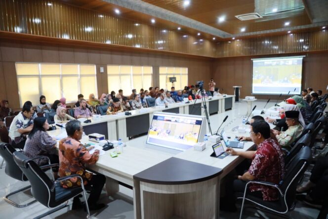 
Pertajam Agenda Pembangunan,   Sekda Supriono Buka Forum Konsultasi Publik RKPD 2024