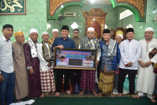 
Awal Ramadhan, Herman Deru Safari Jumat di Masjid Nurul Iman Kelurahan 9/10 Palembang