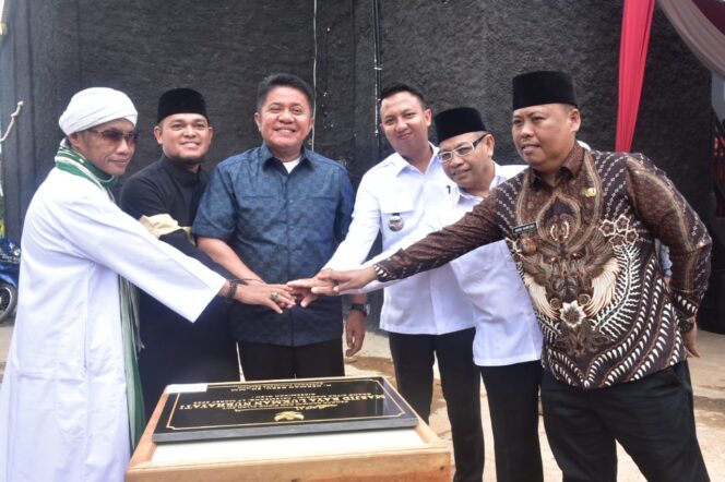 
					Herman Deru: Isi Masjid Dengan Kegiatan Yang Membawa Manfaat Bagi Masyarakat