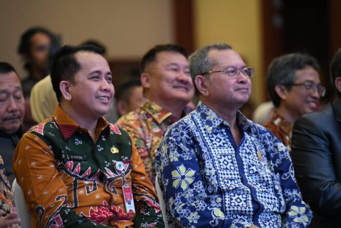 
					Kemendagri Apresiasi Capaian IPM Provinsi Kepulauan Riau Tertinggi di Wilayah Sumatera dan Realisasi APBD Terbaik Nasional
