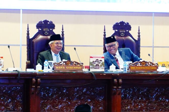 
Wagub Mawardi Yahya Dengarkan Pandangan Umum Fraksi-Fraksi Terkait Pembahasan 4 Raperda Usulan Pemprov Sumsel  