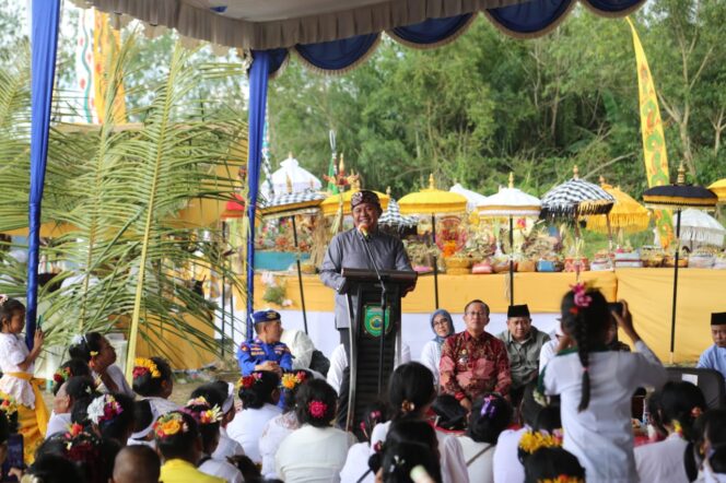 
					Herman Deru Ajak Umat Hindu Jaga Kondusifitas Sumsel