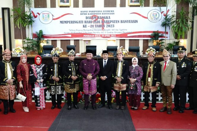 
					Hadiri HUT Banyuasin ke 21, Herman Deru Puji Pesatnya Pembangunan Banyuasin