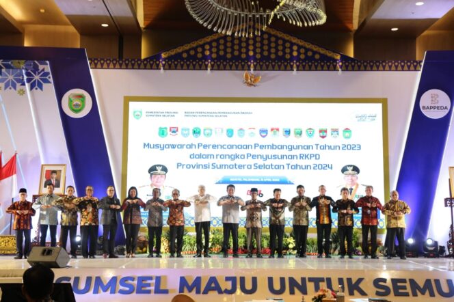 
Kemendagri Puji Prestasi Pemprov Sumsel Berhasil Kendalikan Inflasi, Turunkan Kemiskinan dan Angka Stunting