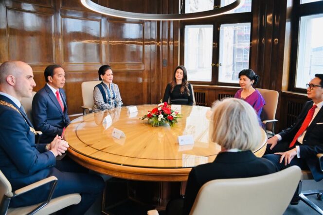 
Presiden Jokowi dan Ibu Iriana Kunjungi Town Hall Hannover