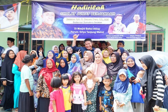 
					Safari Jumat di Talang Kepuh, Herman Deru Tinjau Fasilitas Masjid dan Perumahan Tanjung Wahid