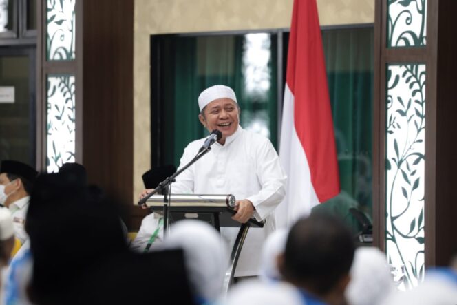 
Herman Deru Lepas Keberangkatan  360 Orang Jemaah Calon Haji Keloter 1 Asal Sumsel Menuju Tanah Suci