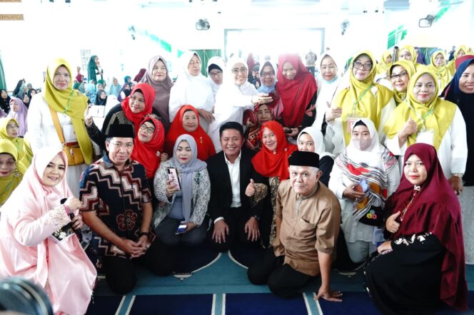 
Herman Deru Resmikan Majelis Taklim Al Basyar