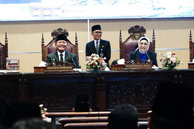 
Gubernur Herman Deru Sampaikan Peningkatan Aset dan Penurunan Kewajiban/Utang Pemprov