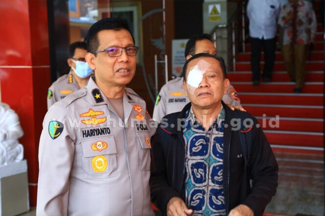 
Jelang HUT Bhayangkara ke-77, Polri Gelar Bhakti Kesehatan Operasi Katarak