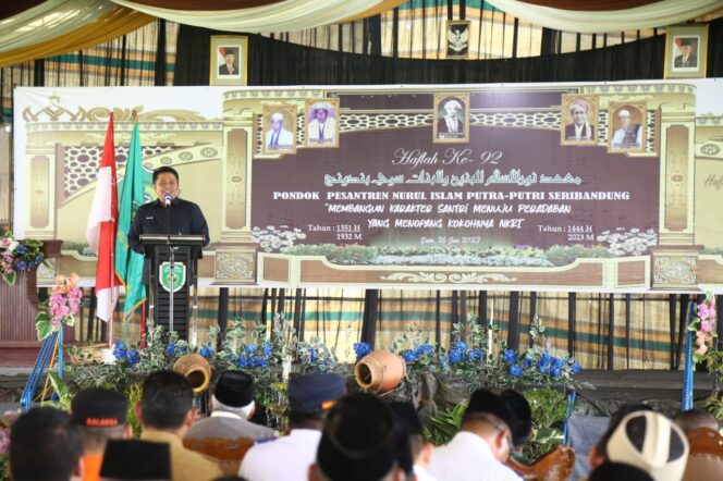 
Herman Deru Dorong Ponpes Nurul Islam Jadi Filter Bagi Akhlak Generasi Muda