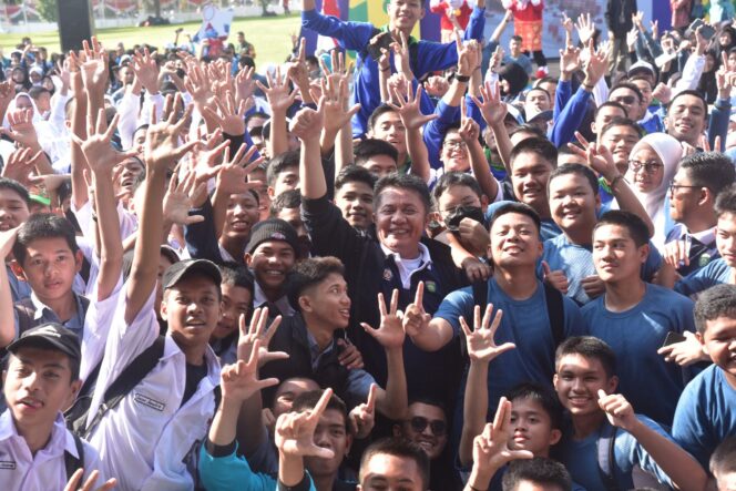 
Herman Deru Optimis POPNAS XVI Jadi Lahan Prestasi dan Peningkatan Ekonomi Bagi Sumsel