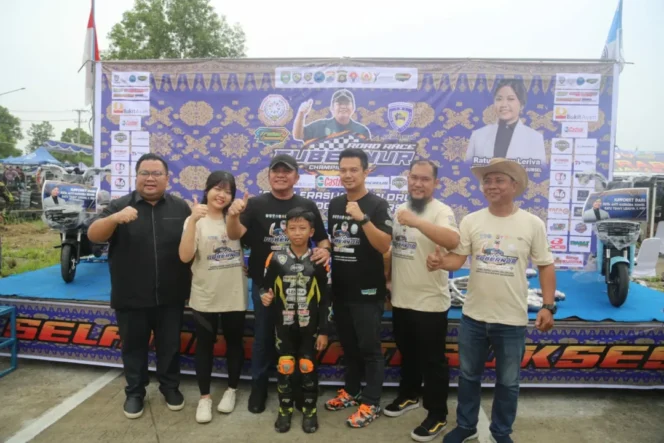 
Gubernur Cup Race, Herman Deru: Ajang Ini Sarana Edukasi Bagi Masyaralat dan Kaum Muda Belajar Teknik Berkendara yang Baik