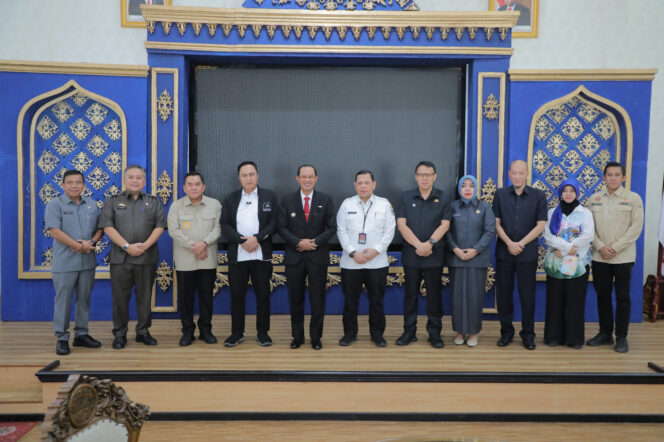 
Penanggunglangan Sampah di Palembang Dilirik Bank Dunia