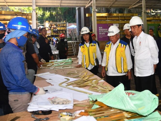 
Presiden Jokowi Pastikan Pembangunan Istana di IKN Berjalan Sesuai Rencana