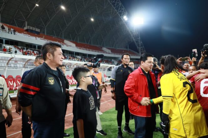 
Gubernur Herman Deru Dampingi Erick Thohir Semangati Timnas Putri U-19 Indonesia di Jakabaring Palembang
