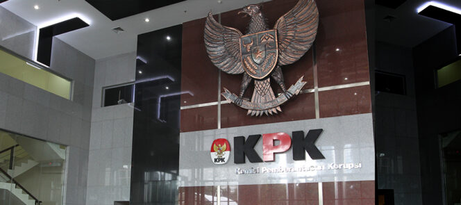 
					Pimpinan KPK tengah Disorot Dalam Kisruh OTT di Basarnas