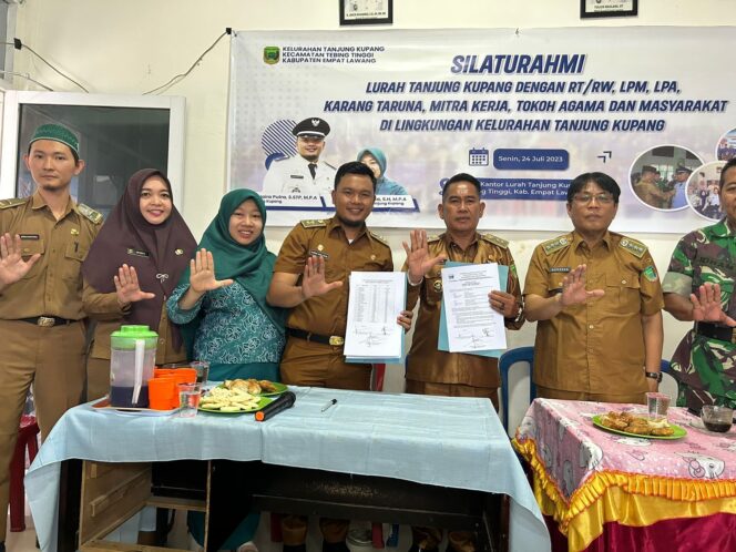 
					Warga Tanjung Kupang Empat Lawang Punya Lurah Baru Bernama Aldiwan: ASN Milenial dan Inovatif dengan Sederet Penghargaan Tingkat Nasional