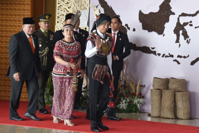 
Presiden Beberkan Sejumlah Strategi Raih Indonesia Emas 2045