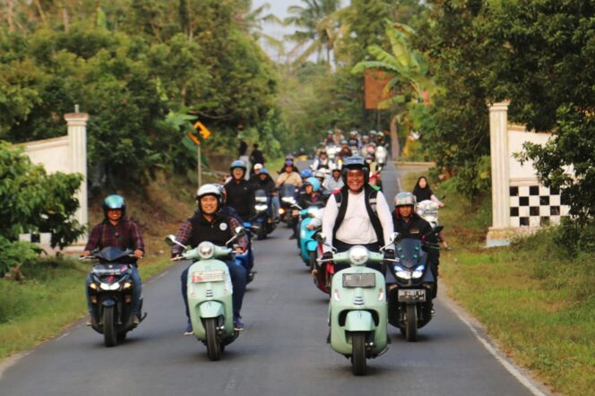
Cek Kesiapan Pelaksanaan Ranau Gran Fondo Danau Ranau, Herman Deru Konvoi Bersama Komunitas Scoot’s id