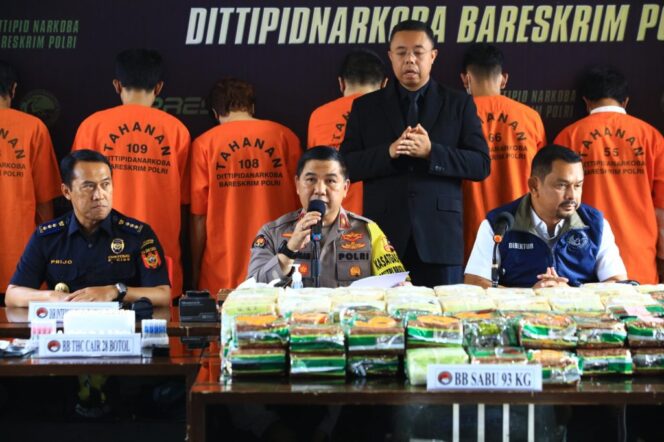 
Polri Bongkar 4 Kasus Narkoba, Selamatkan 735.818 Orang