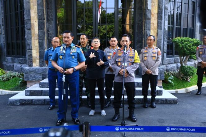 
Pengamanan KTT Asean ke-43 oleh TNI-Polri Lancar dan Terkendali