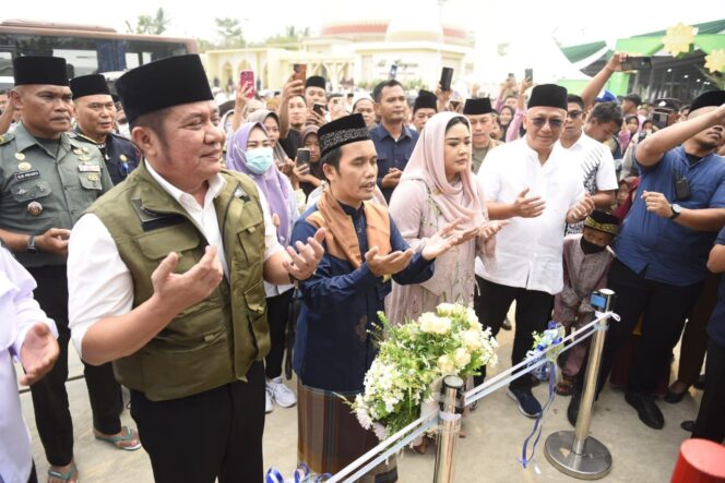 
Herman Deru Ajak Jemaah Tabligh Akbar Leanpuri Center Contoh Keteladanan Nabi Muhammad SAW