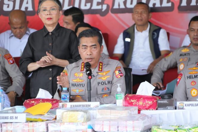 
Polri Buru DPO Narkoba Terbesar, Julukan ‘The Secret’ hingga ‘Cassanova’