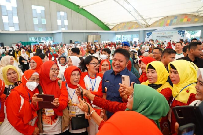 
Herman Deru Apresiasi FK Unsri Pecahkan Rekor MURI