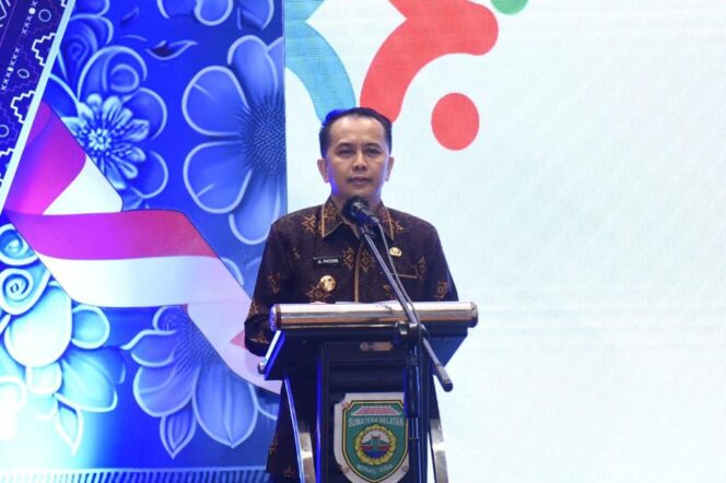 
					Pj Gubernur Sumsel Agus Fatoni Motivasi Kalangan  Pemuda Agar Memiliki Kompetensi, Komitmen dan Pola Pikir