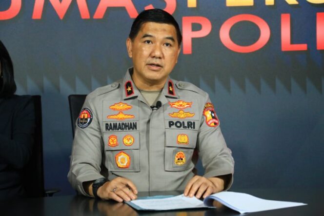 
					Densus 88 Tangkap 27 Terduga Teroris di 3 Provinsi