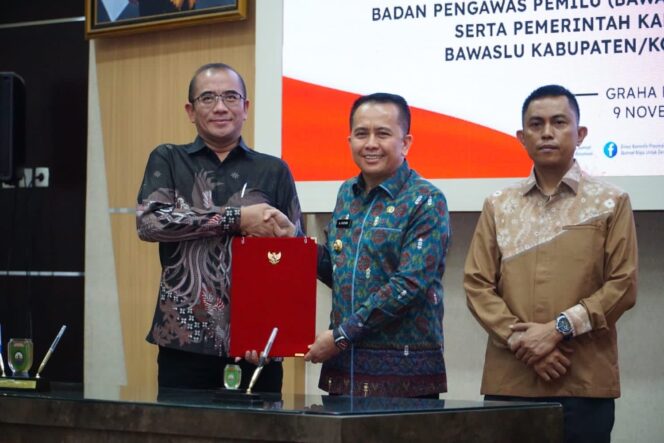 
					Pj Gubernur Agus Fatoni Tandatangani NPHD Sukseskan Pemilukada Serentak 2024