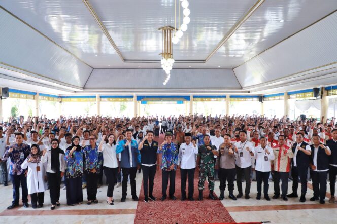 
					Panca Wijaya Akbar Lantik M Alki Ardhiansyah Iskandar Jadi Ketua Pemuda Tani Nelayan OKI