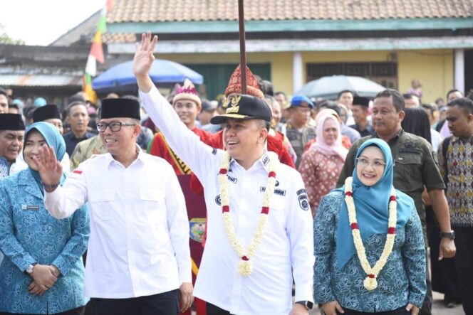 
					Pj Gubernur Sumsel Agus Fatoni Resmikan Pasar Bantuan Provinsi di OKU