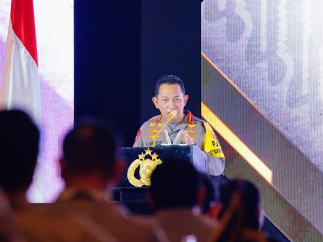 
					Instruksi Kapolri di Apel Kasatwil: Amankan Seluruh Tahapan Pemilu dan Program Pembangunan Nasional