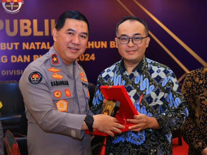 
					Pakar Politik Sebut Pemilu Harus Disambut Dengan Gembira