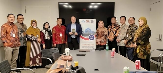 
					Islam Melayu Dalam Berbagai Perspektif Bersama Pengurus IMAAM Center dan Permias Amerika Cabang Washington DC