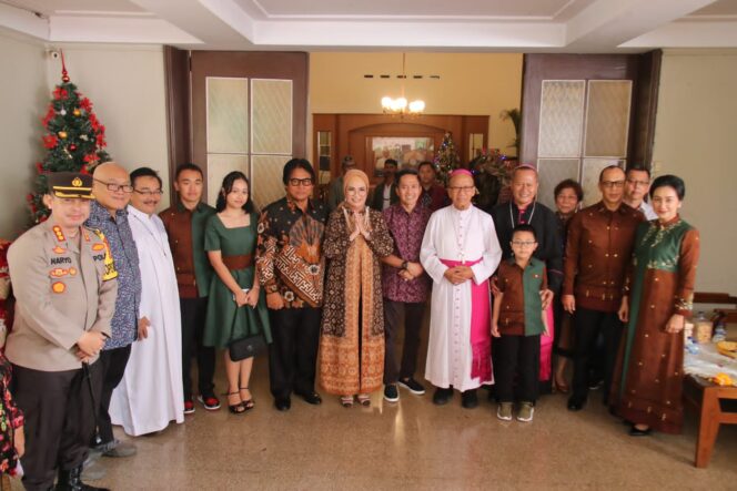 
					Ratu Dewa Ajak Warga Terus Jaga Kerukunan Beragama