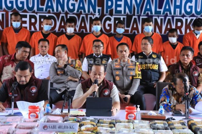 
					Satgas Narkoba Polri Tangkap 11.828 Tersangka, Selamatkan 13,7 Juta Jiwa