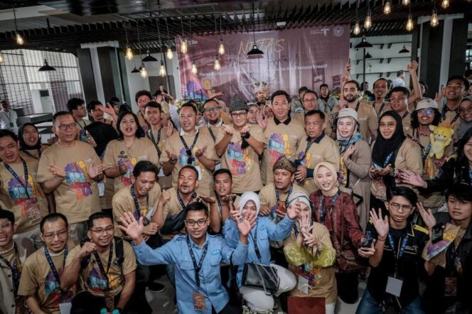 
Kemenparekraf Perkuat Peran Komunitas Kembangkan Sektor Parekraf di Palembang