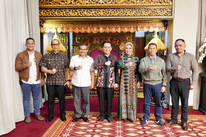 
Awali Tahun Baru 2024, Pj Gubernur Sumsel Undang Forkopimda Gelar Silaturahmi Perkuat Koordinasi, Sinergi dan Kolaborasi