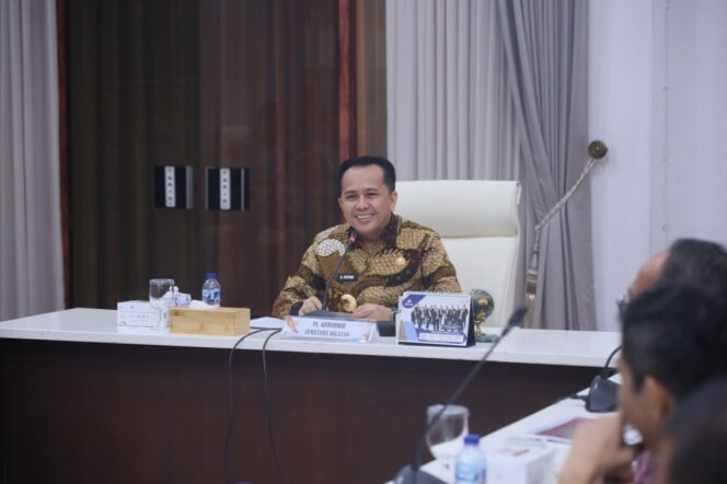 
Pj Gubernur Agus Fatoni Gerak Cepat Salurkan Bantuan untuk Masyarakat Muratara Terdampak Banjir