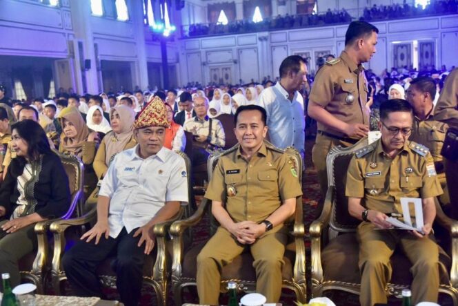 
Pj Gubernur Sumsel Agus Fatoni Ingatkan Pemilih Pemula Bijak dalam Memilih dan Tak Ikut Sebarkan Ketidakbaikan
