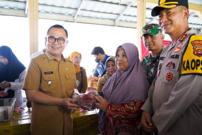 
Pj Bupati Banyuasin: Laju Inflasi Turun, Operasi Pasar Murah Terus Digelar di Tahun 2024